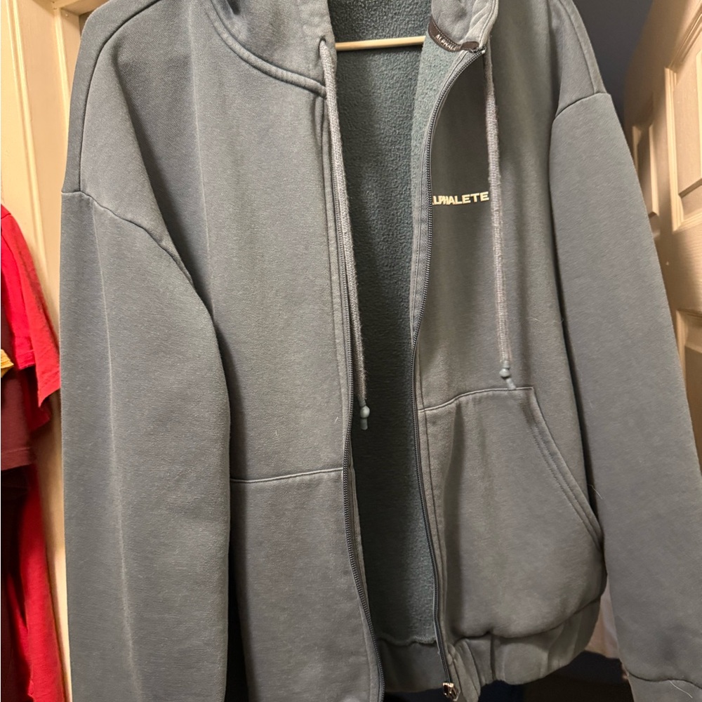 Alphalete Men's Gray Blue Zip Up Sweater